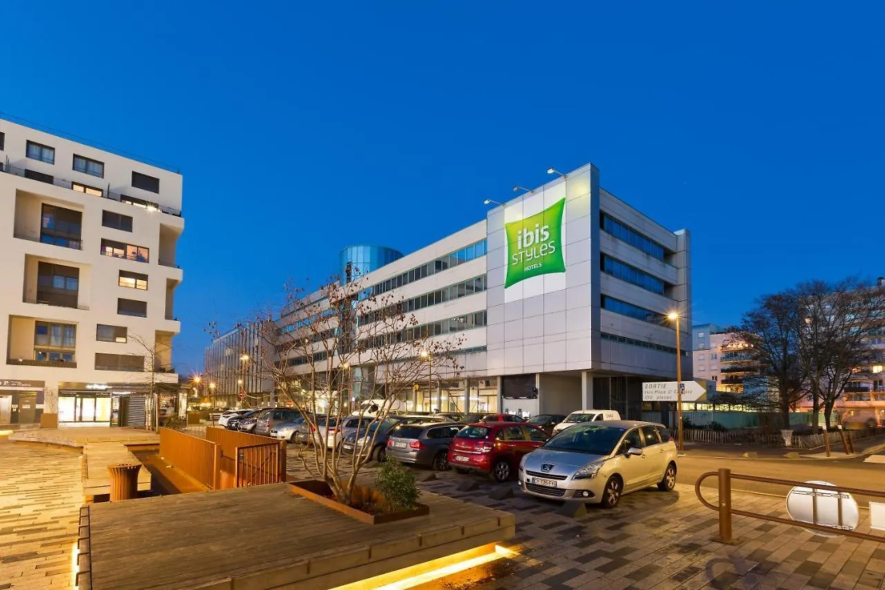 Ibis Styles Massy Opera Hotel Massy (Essonne)