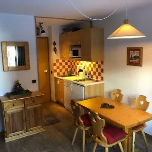 Apartment Cembros 2 
